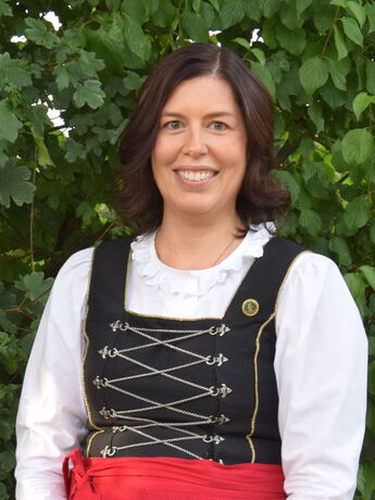 Kristina Hog, Schriftführerin